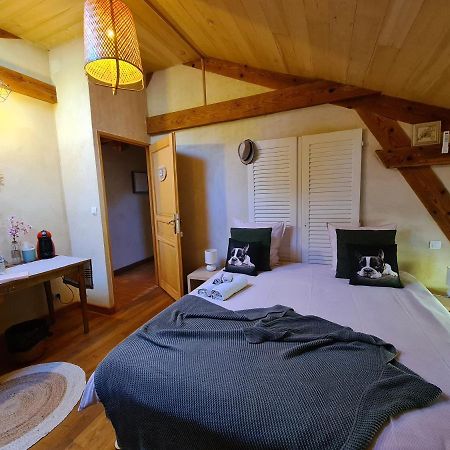 Le Coq En Repos Bed & Breakfast Saint-Sylvestre-sur-Lot Екстериор снимка