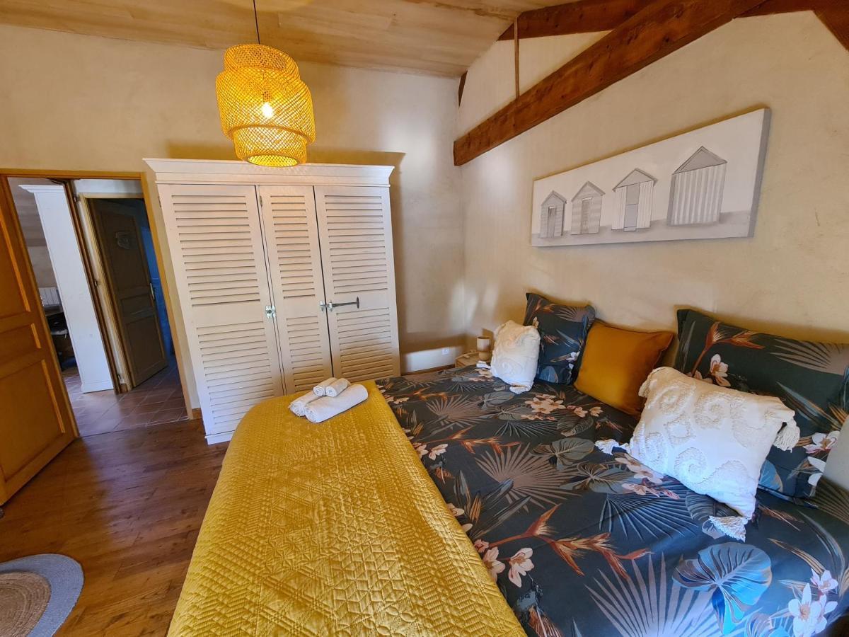 Le Coq En Repos Bed & Breakfast Saint-Sylvestre-sur-Lot Екстериор снимка