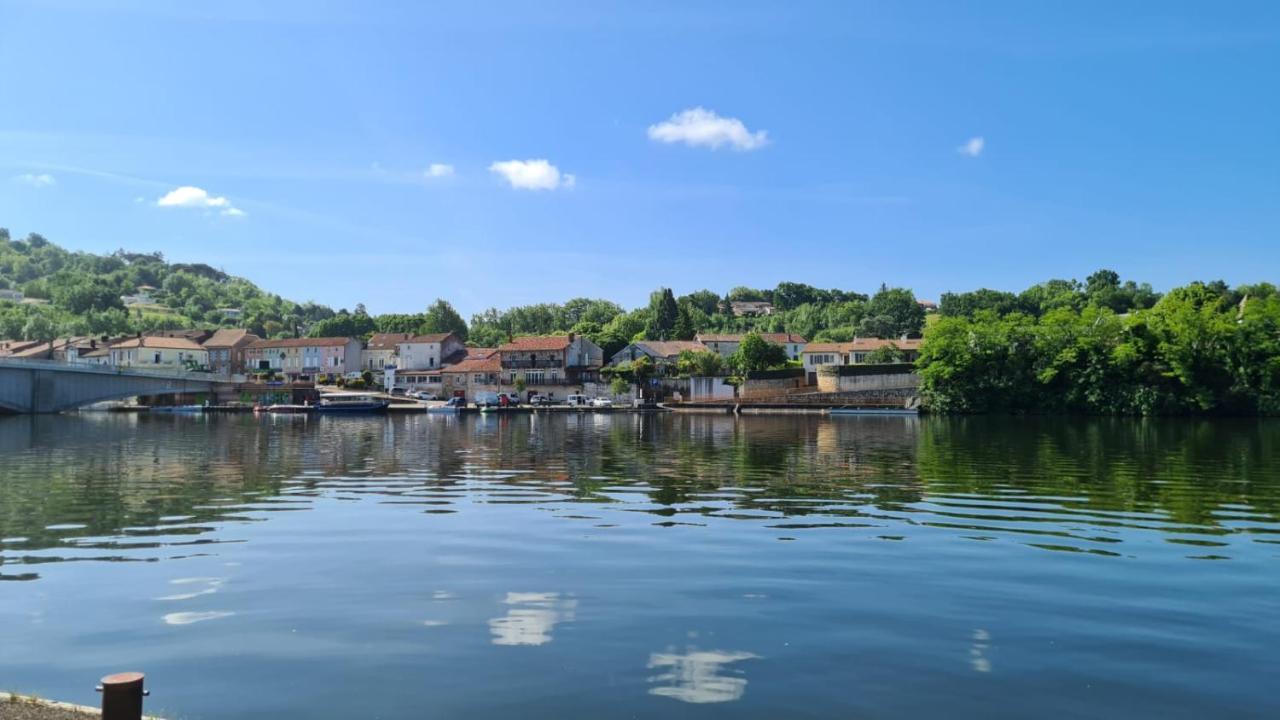 Le Coq En Repos Bed & Breakfast Saint-Sylvestre-sur-Lot Екстериор снимка