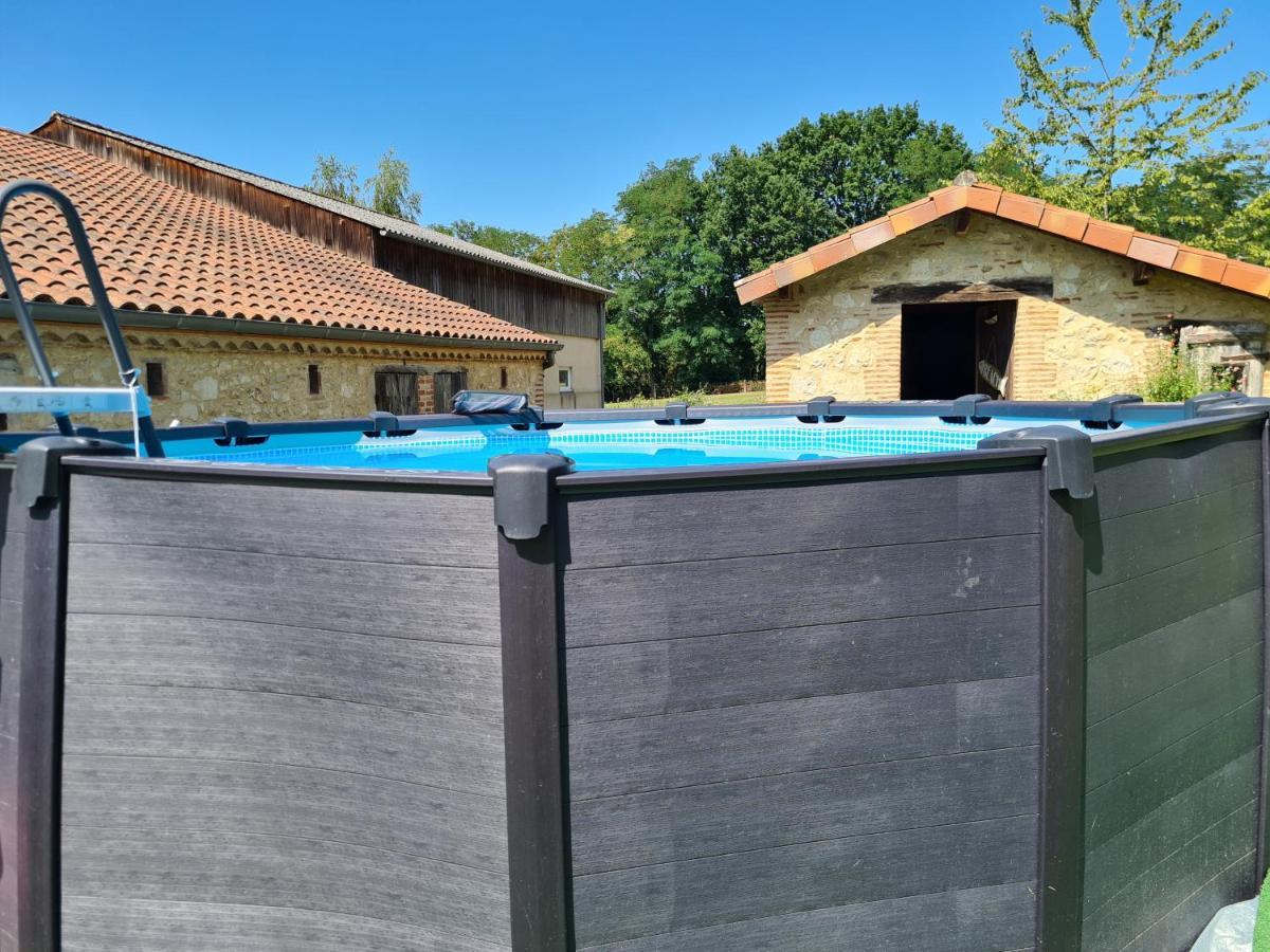 Le Coq En Repos Bed & Breakfast Saint-Sylvestre-sur-Lot Екстериор снимка